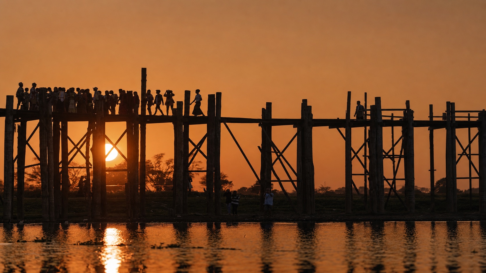 Wooden footbridge at sunset — Mandalay, 2017